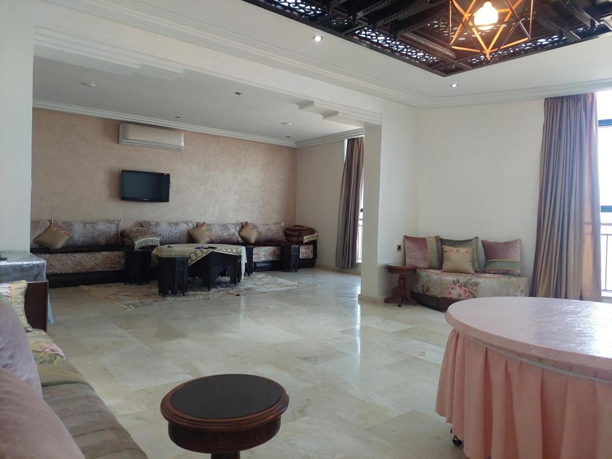 Residence La Corniche Etage 2 Nador Exterior foto